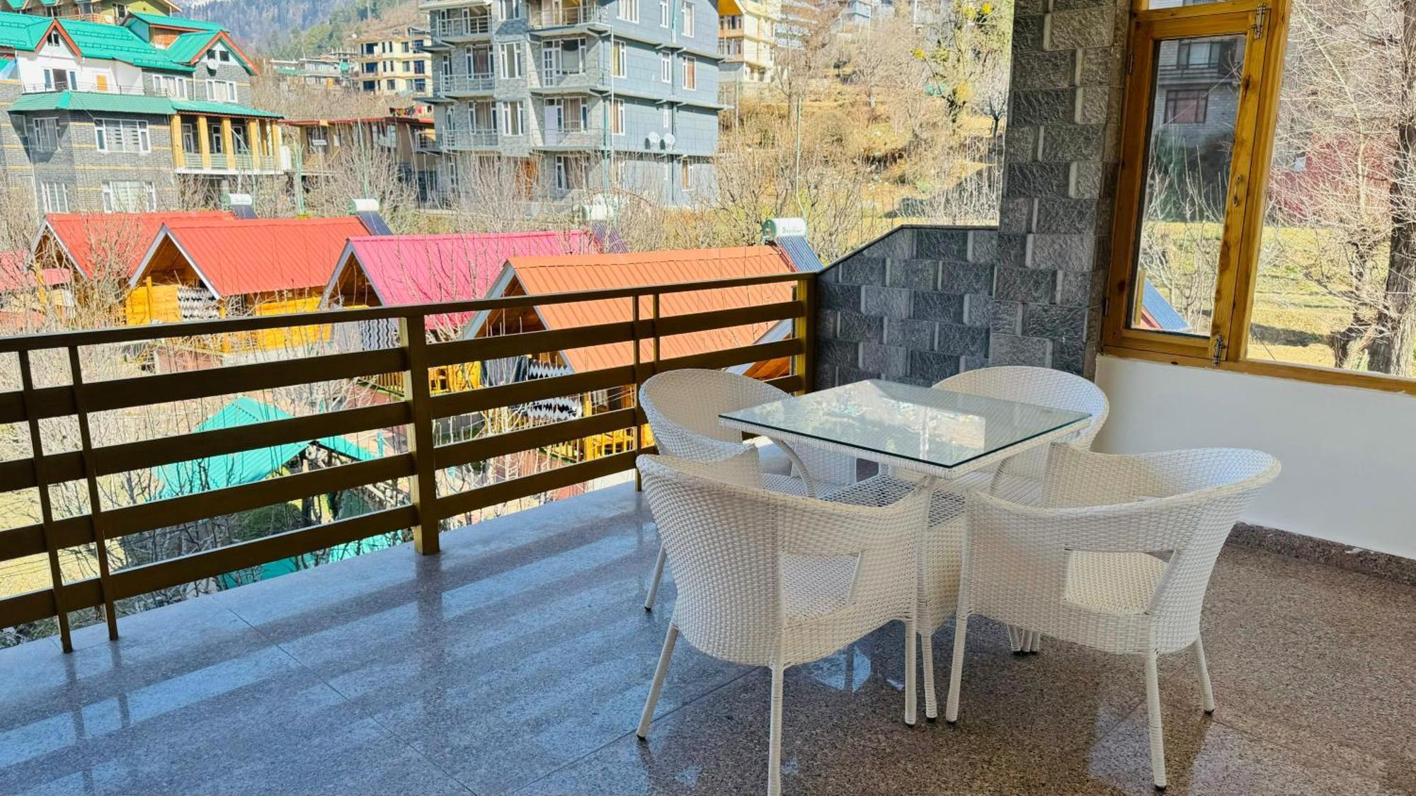 Hotel The Midnight Garden Manali Exteriér fotografie